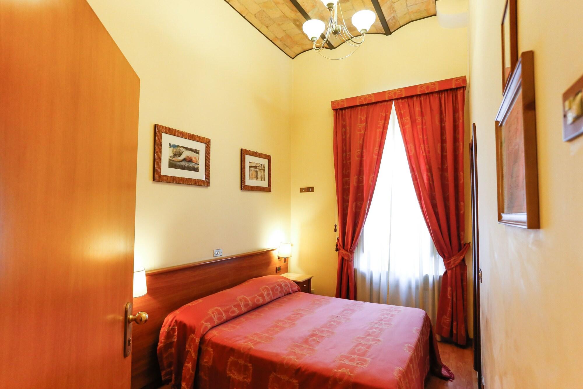 רומא Hotel Tempio Di Pallade מראה חיצוני תמונה