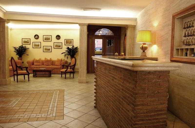 רומא Hotel Tempio Di Pallade מראה פנימי תמונה