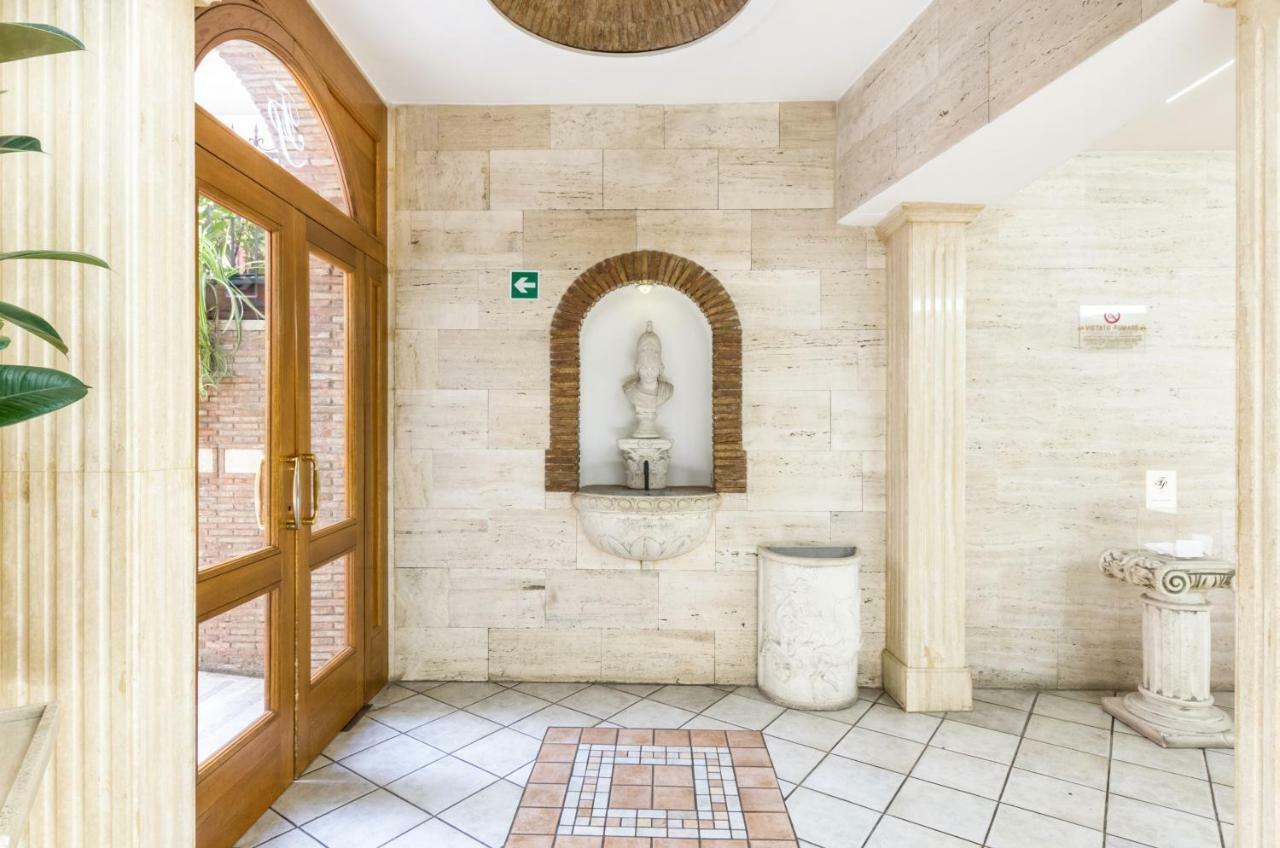 רומא Hotel Tempio Di Pallade מראה חיצוני תמונה